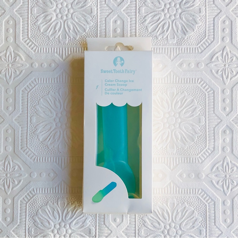 🌷 4/$20 Spring Sale! Color Change Ice Cream Scoop - Picture 2 of 7